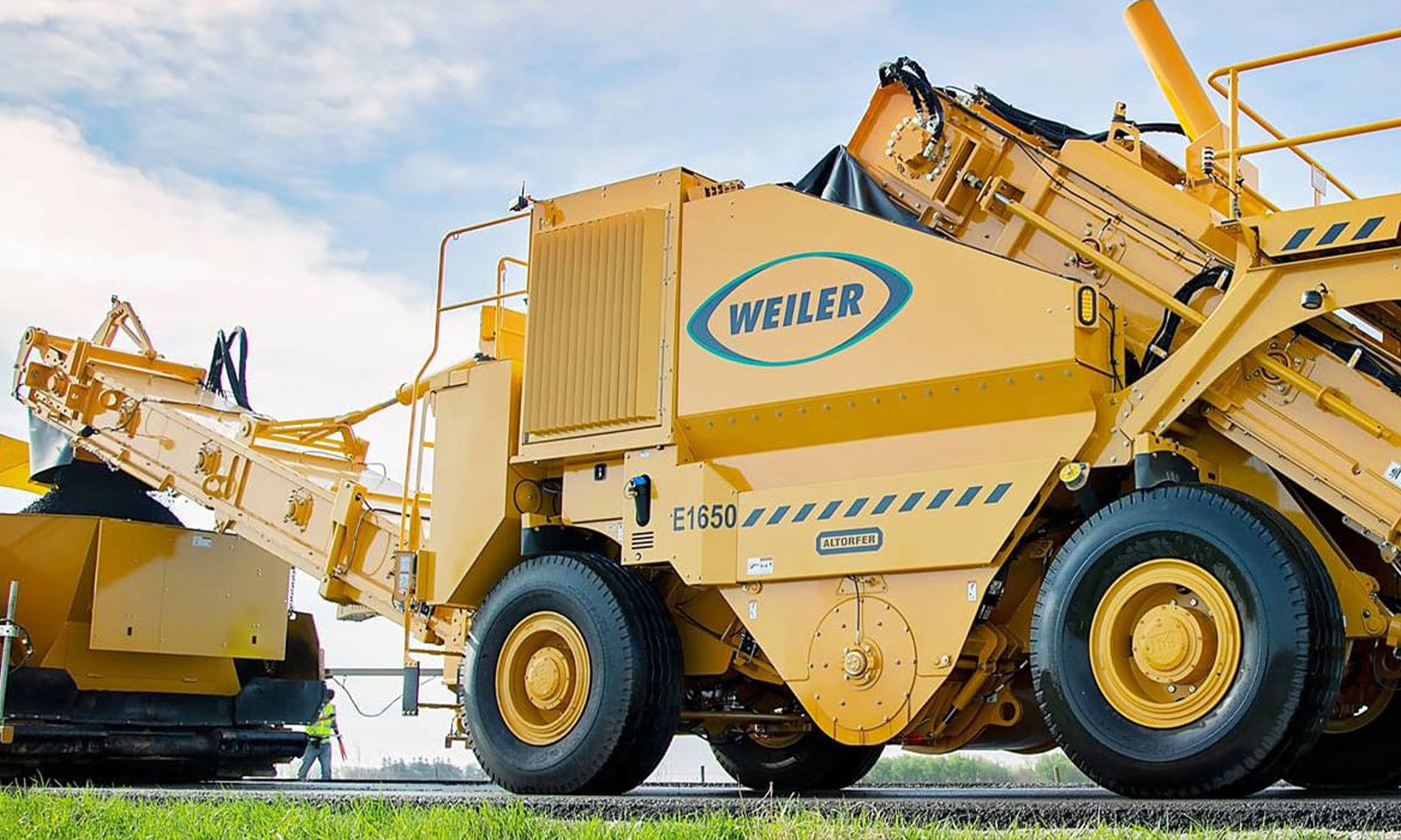 Weiler-Road-Equipment-Products-Header-Image-Module-5_3